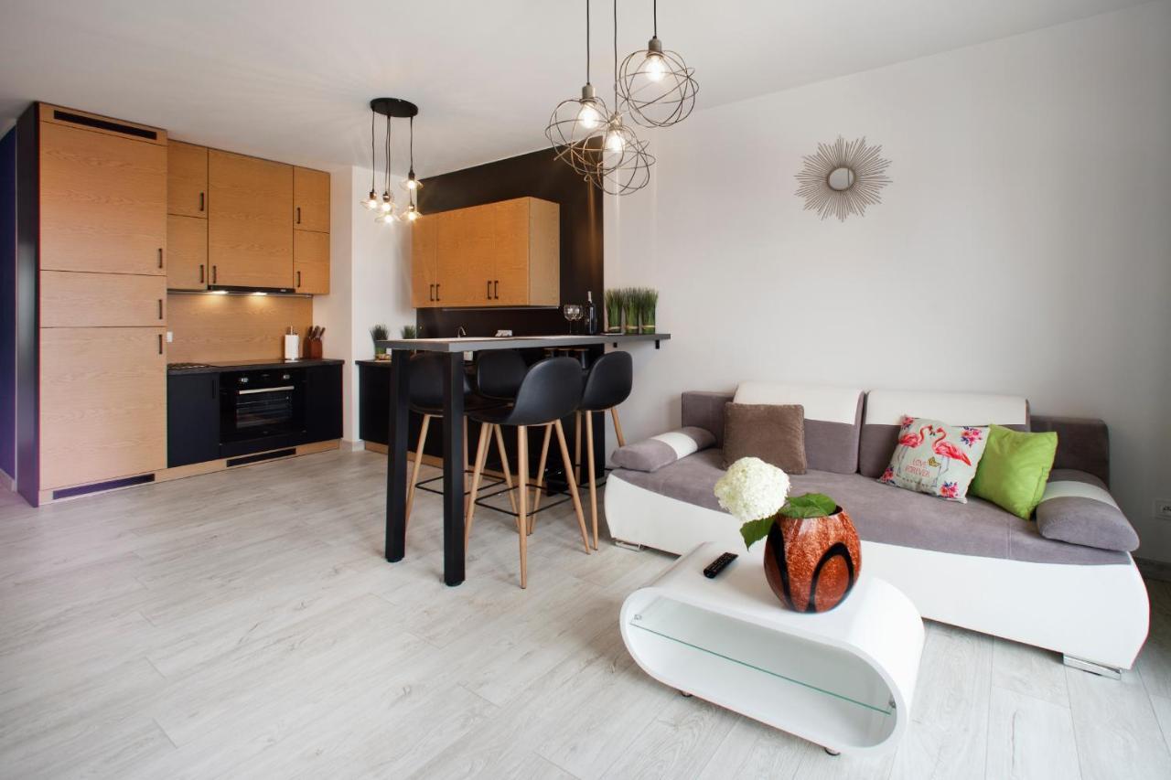Cybernetyki 6b Serviced Accommodation Warszawa Zewnętrze zdjęcie